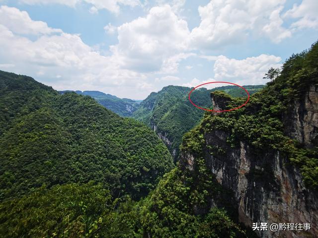 老人岩与磨刀岩：走过万仞崖壁之间不足一尺宽的险峻小道