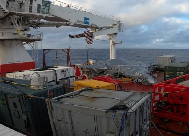 美国为什么打捞南海失事飞机