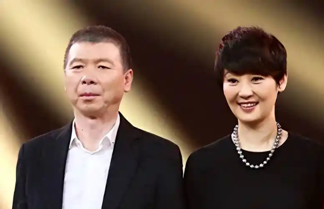 徐帆回应离婚5个月，冯小刚近况曝光	，他的“小心思	”再藏不住了