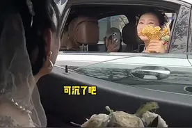 一次开朗差点换来一生的内向，对方撤回了一个手棒花图片