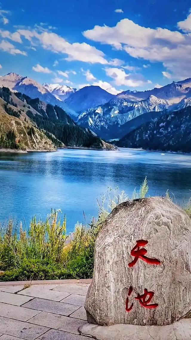 北疆必去十大景点！去过6个才算真正玩转新疆，你打卡了几个？