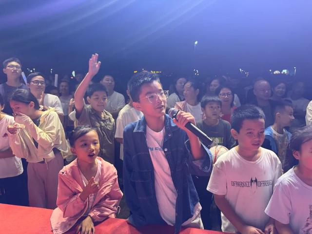 岳阳人都在追的国庆潮玩地！音乐+足球+烧烤，狂欢不打烊