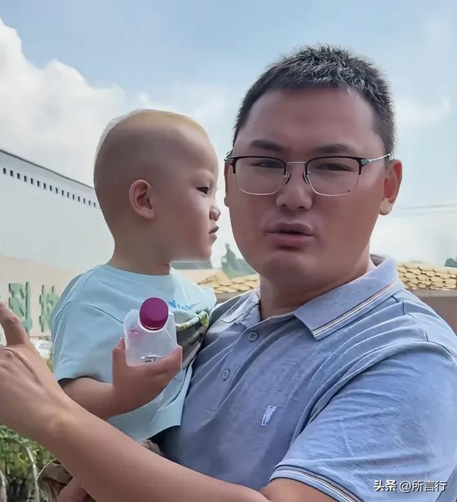 川乡小妹儿：小二娃公开回应订婚实情？画面曝光，网友：恭喜恭喜