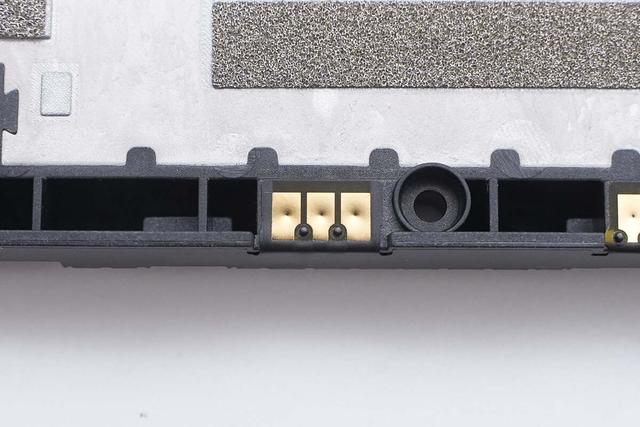 高达1999元售价是怎样的用料做过水准？中兴U60 Pro 5G随身WiFi拆解