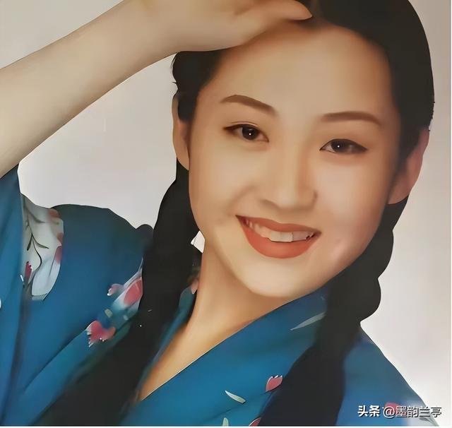 她一生“风流成性、老少通吃”，撩汉无数，如今56岁依旧貌美如花