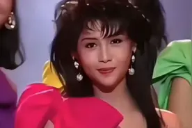 邱淑贞：被王晶捧上巅峰，退圈后结婚生女，如今过得如何了？图片