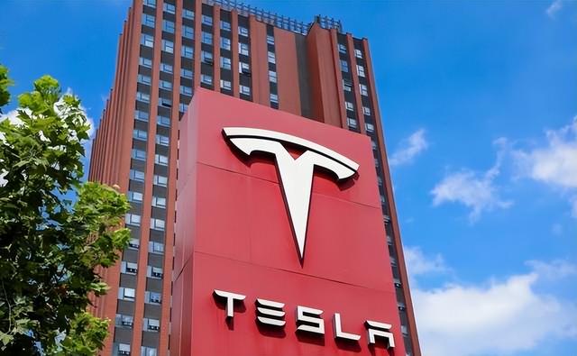 特斯拉工厂为何成机器人伤人高发地？