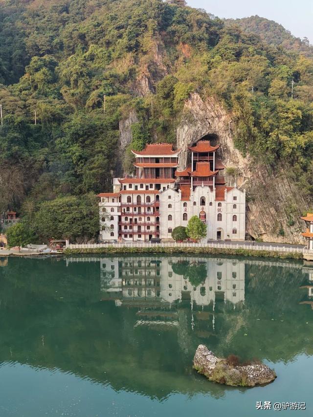 郴州的“坦”，丹霞洞穴中的独特景观，刷新你的认知！