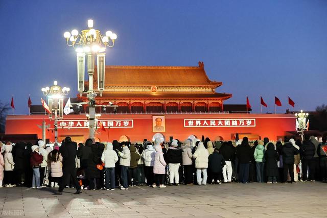 中方对日表态重大升级！日本应完全解除武装	，主动彻底去军事化！