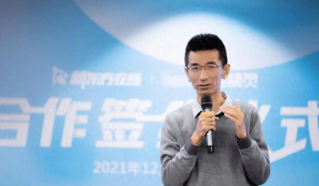 俞敏洪官宣孙东旭离职东方甄选，文案信息量大，证实董宇辉没说错