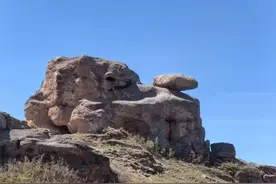 李新县【散文】吉木乃的草原石城图片