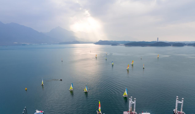 秋冬游热度持续“燃动”，庐山西海“旅游+”融合路径激活诗画胜境