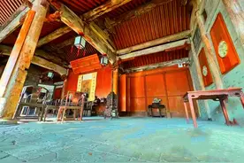 江苏发现500年的地主大院，没想到竟是金丝楠木建造的，价值连城图片