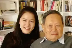 事实证明，嫁给大54岁杨振宁的翁帆，如今看来才是真正的赢家图片