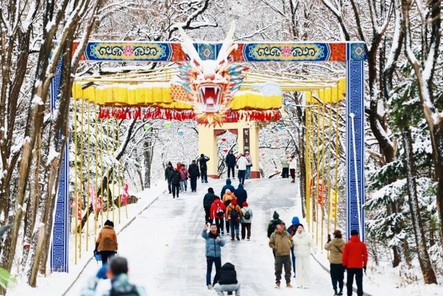 绝美雪景+免票福利！千山景区人气旺