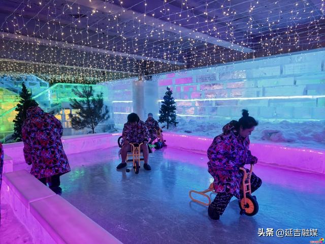延吉山江冰雪小镇：夏日里的冰雪狂欢地