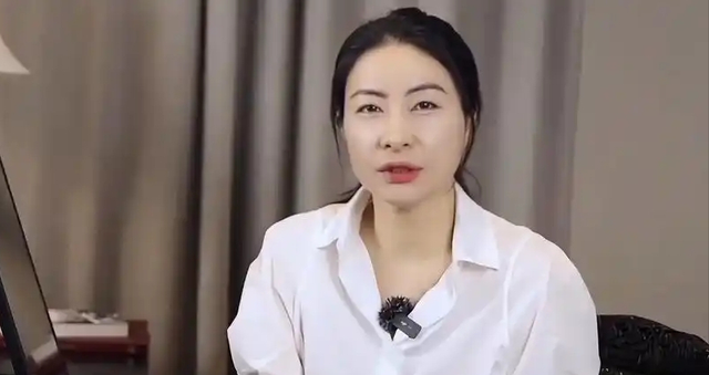 霍震霆没想到，被霍家寄予厚望的郭晶晶	，竟栽了这么大一个跟头