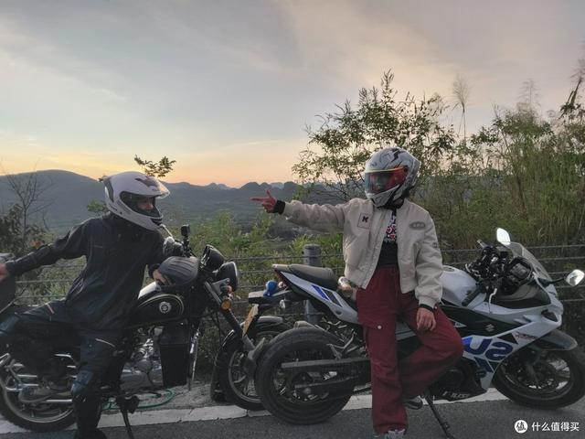 1万块3.1万公里184天环华摩旅一人一车