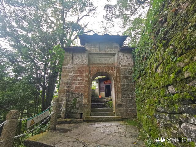 寻找一片僧人墓地，佛门高僧竟然最后落得尸骸无存