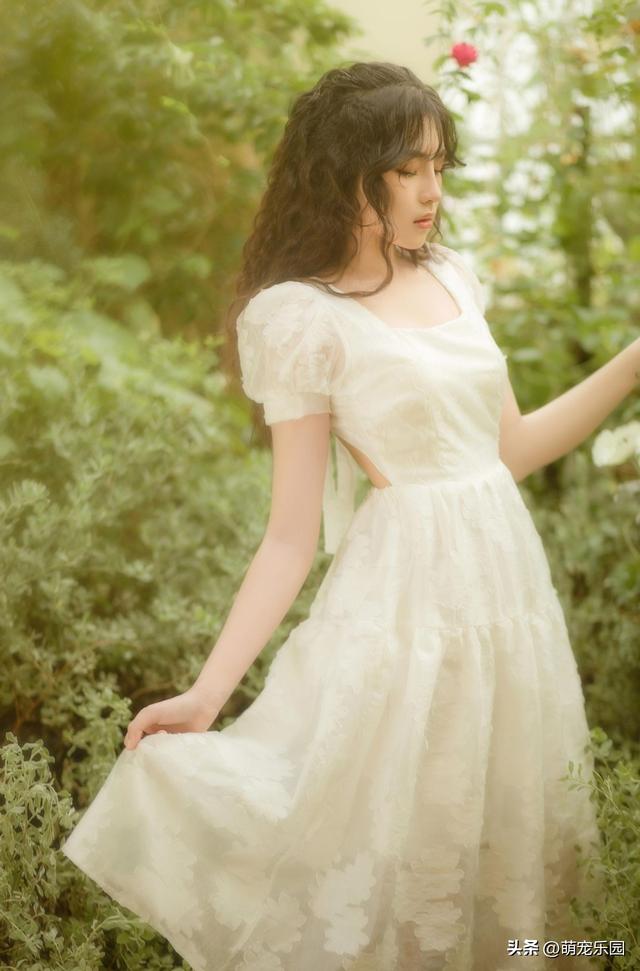 森林系少女摄影，这种自然美学风格	，让我拍出了梦幻大片