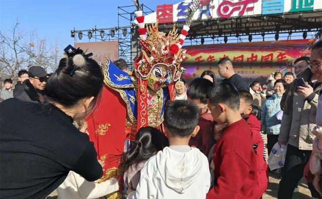 精彩纷呈!大年初三,运城各大景区车水马龙!