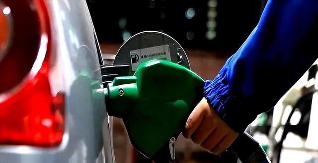 工信部为啥突然鼓励燃油车！释放3大信号，许多车主傻傻不知道！