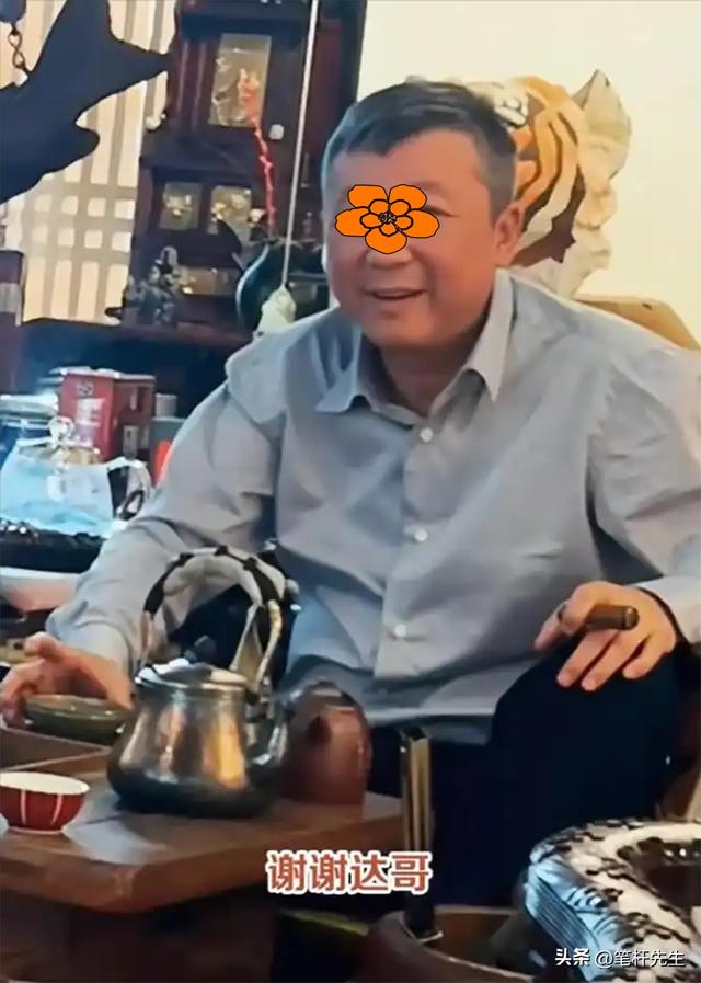 炸裂！87岁范曾被曝遭37岁娇妻做局，出轨转移财产，还和继子乱搞