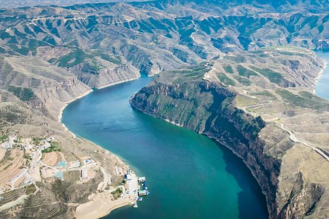别只知道壶口！黄河乾坤湾5处绝景，第3个让摄影师蹲守7天！