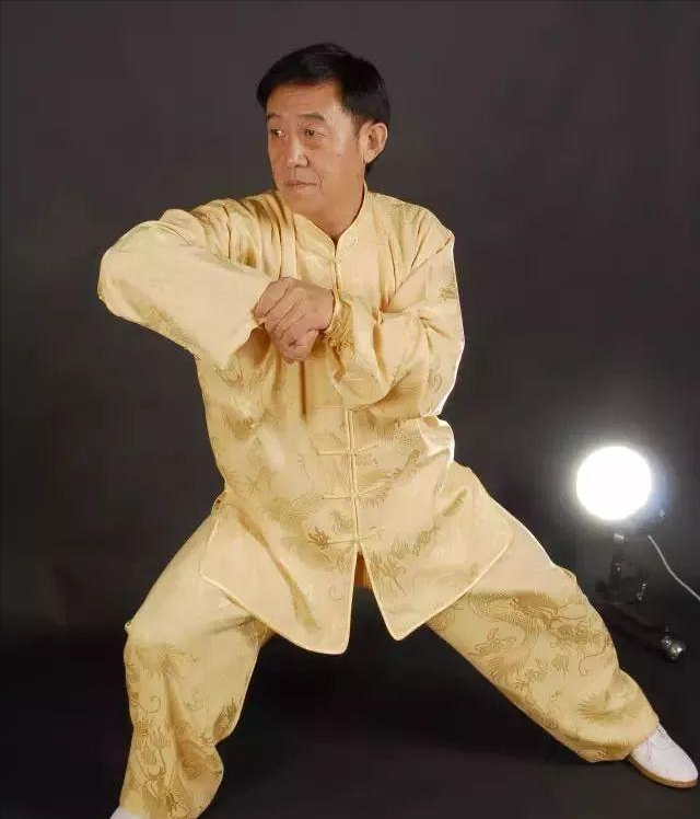练太极总发不出“透劲”？记住7字秘诀：静中触动动犹静