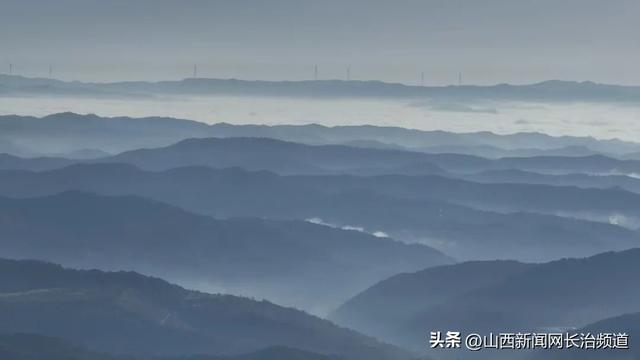 沁源的秋：一半湛蓝，一半绚烂