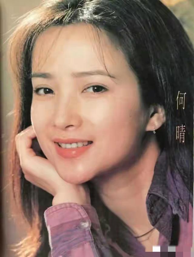 痛心！61岁演员何晴去世，家属透露病情，最后一次露面身材发福