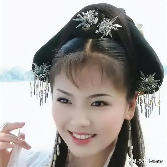 王珂没想到，那个为自己还清亿万债务的刘涛，已走上了另一条大道