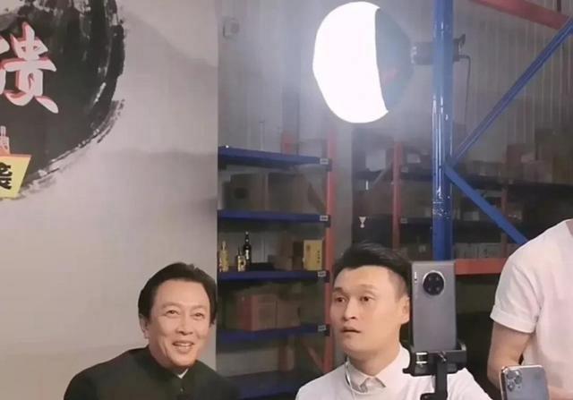 93阅兵刚结束，恶心的一幕还是发生了！王雷无辜，唐国强最冤