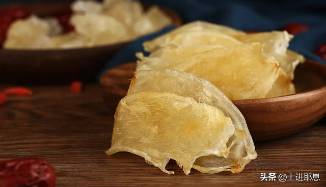 阿胶能跟花胶还有蛋白粉一起吃 2025年阿胶可以和花胶一起吃吗