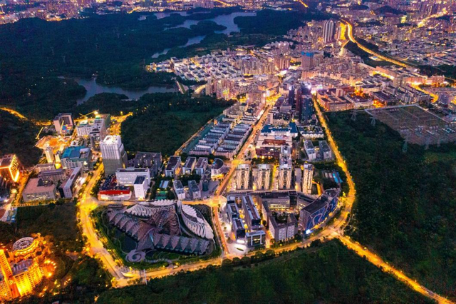 晶报特别报道 | 阳台山：藏过烽火，长出新城
