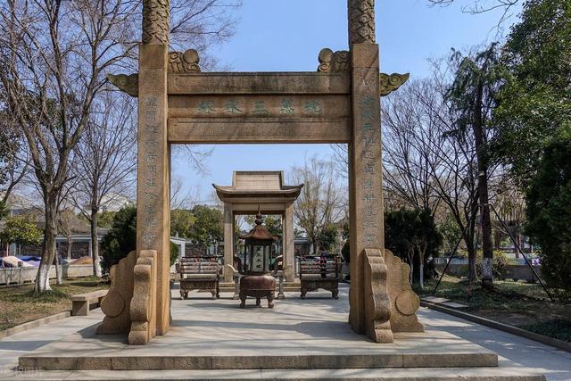 摸聚宝盆，走财神路：我在周庄找到了沈万三的财富密码！