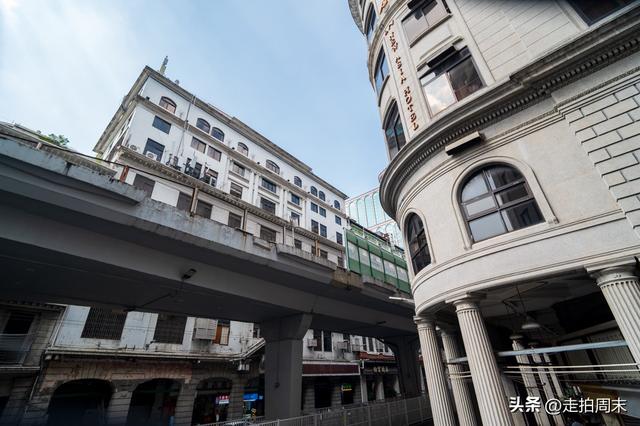 外地朋友来广州必逛的街道，推荐江边这一条，别说“意料之外”