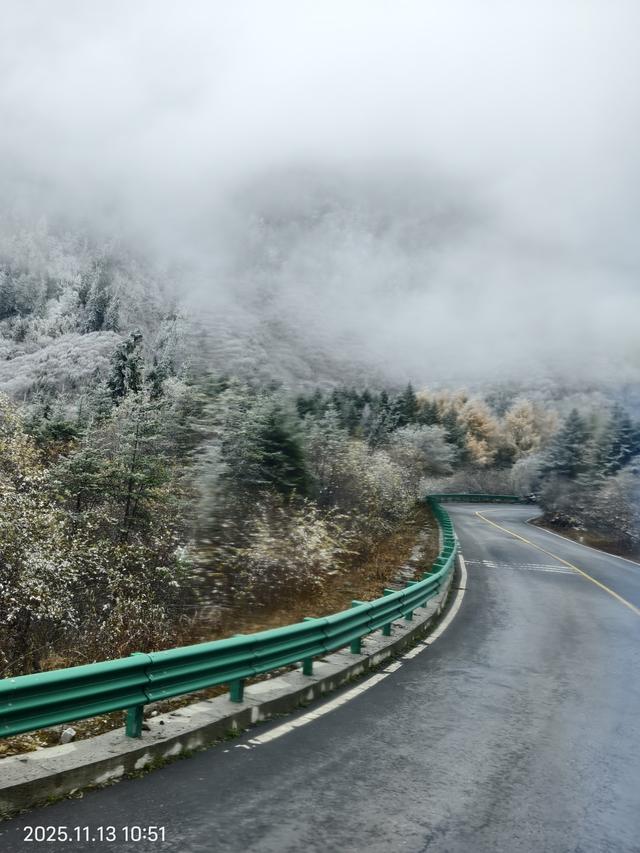 秋假第二天——邂逅毕棚沟的晚秋