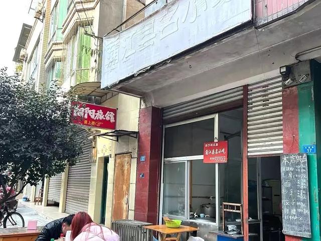 当天来回！动车40min直达冷门吸氧地，竹海徒步戏水钓鱼！物价感人、地道风味好吃到爆！
