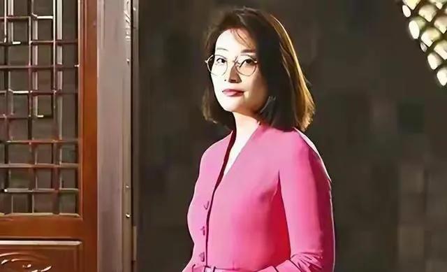 遗嘱风波升级！宗庆后三子女美国归来，长女宗馥莉败诉内幕揭秘 ！