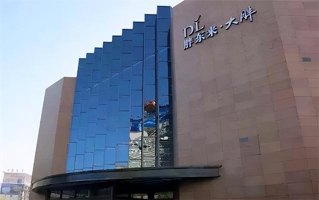 撤店风波才几天，胖东来凭一举动“火出圈”，雷军的话有人信了