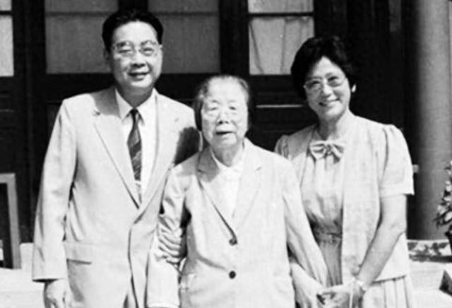 李鹏坦白与周总理的真实关系：别人说我是他的养子，不正确
