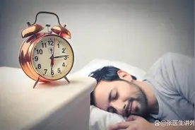 为啥梦里越急越使不上劲，越想跑越跑不动？医生为你揭秘图片