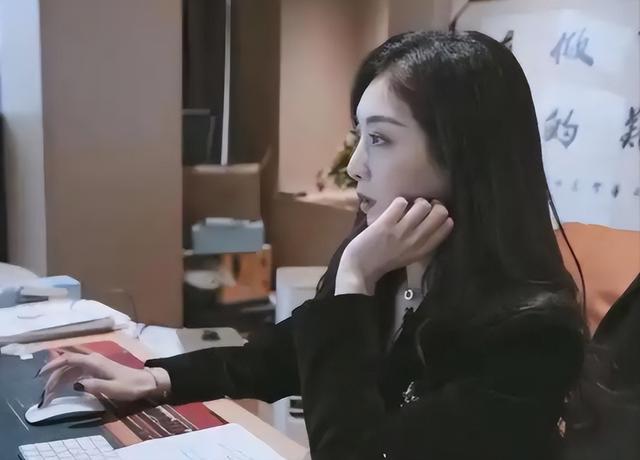 “买英国精子生3娃	”的山东女人	，8年后现状曝光！如今她后悔不？