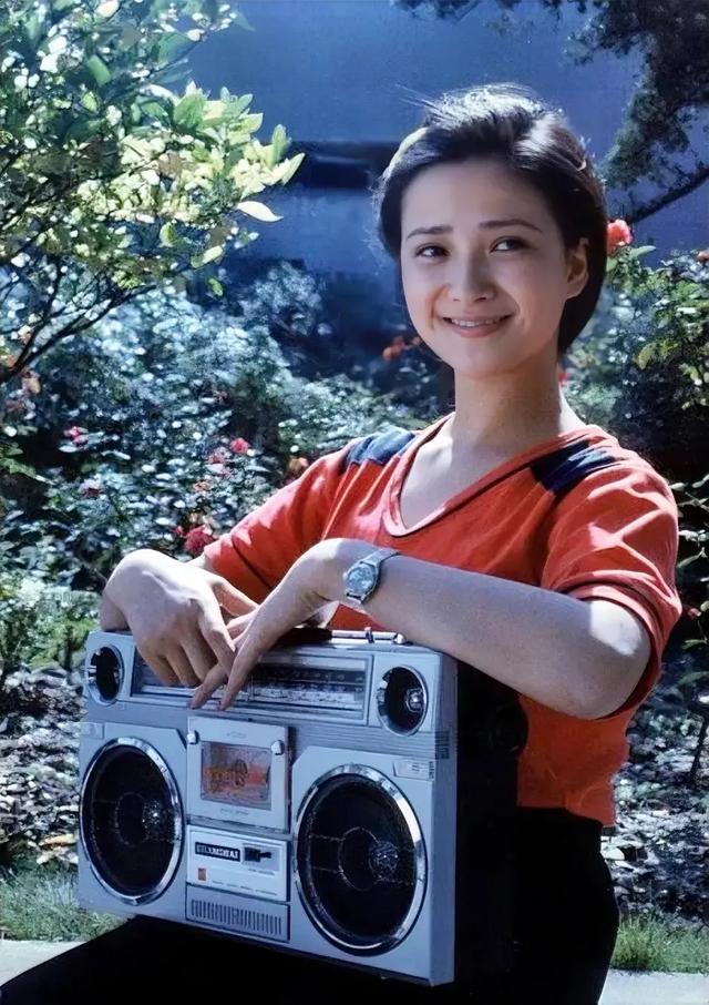 何晴走了，伴随在她身上的3个疑问，也该解开了