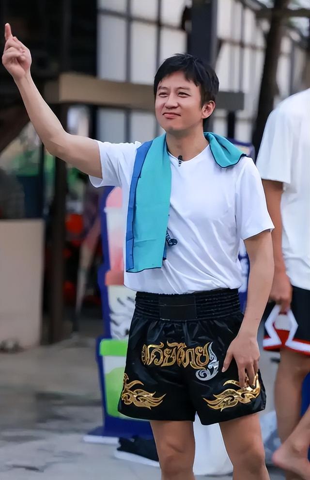 钱再多有什么用？邓超的身体异常	，给所有中年男明星提了个醒