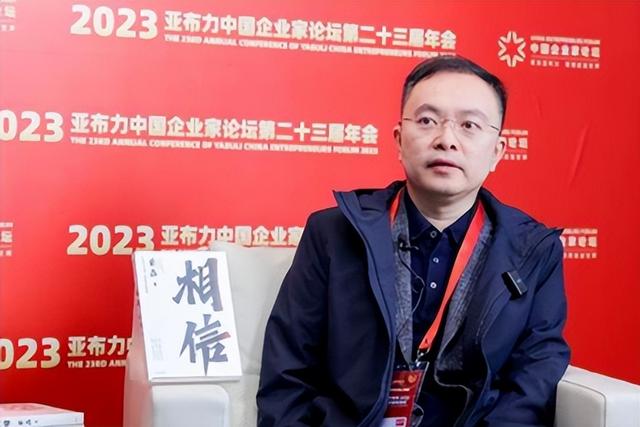 钱再多有什么用？蔡磊深夜宣告奇迹已发生，才懂倪萍那番话含金量
