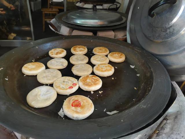 松阳不止有老村落，还有可以躺平、喝茶、吹风的老街