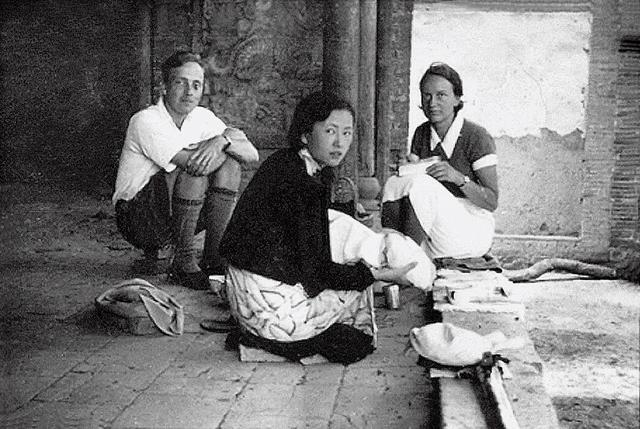 ​​私信曝光！林徽因真实晚年，颠覆认知：战火中逃命，病床上搞研究