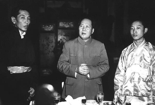 1972年毛泽东病重，主席堂弟毛泽荣哀求公社进京探望，结局如何？